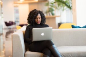 Geldnood? Volg dit 5 stappenplan